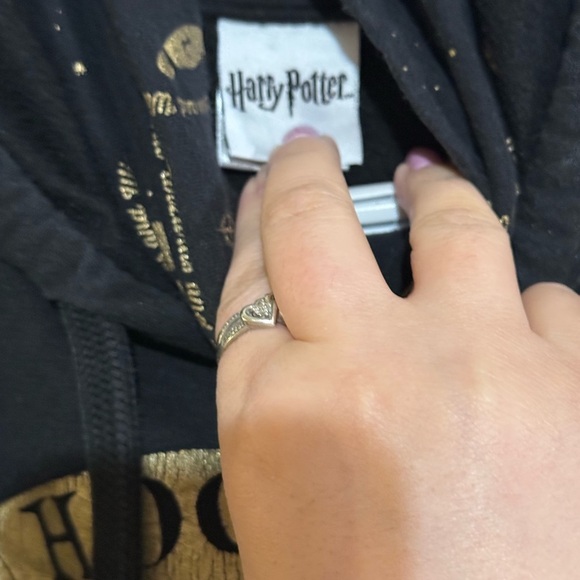 Black and Gold Hogwarts Crest Hoodie Sweatshirt - Picture 4 of 7